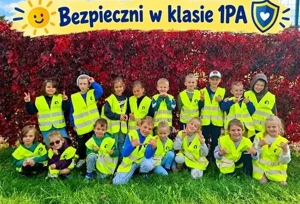 Bezpieczna droga do szkoły – praktyczna lekcja klasy 1PA