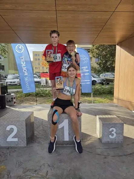 KS Police święci sukces na 46. Ćwierćmaratonie Polickim – 11 miejsc na podium!