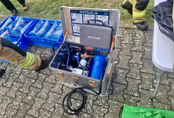 Trening obrony cywilnej w Gminie Dobra: OSP pokazała sprzęt i uczyła mieszkańców